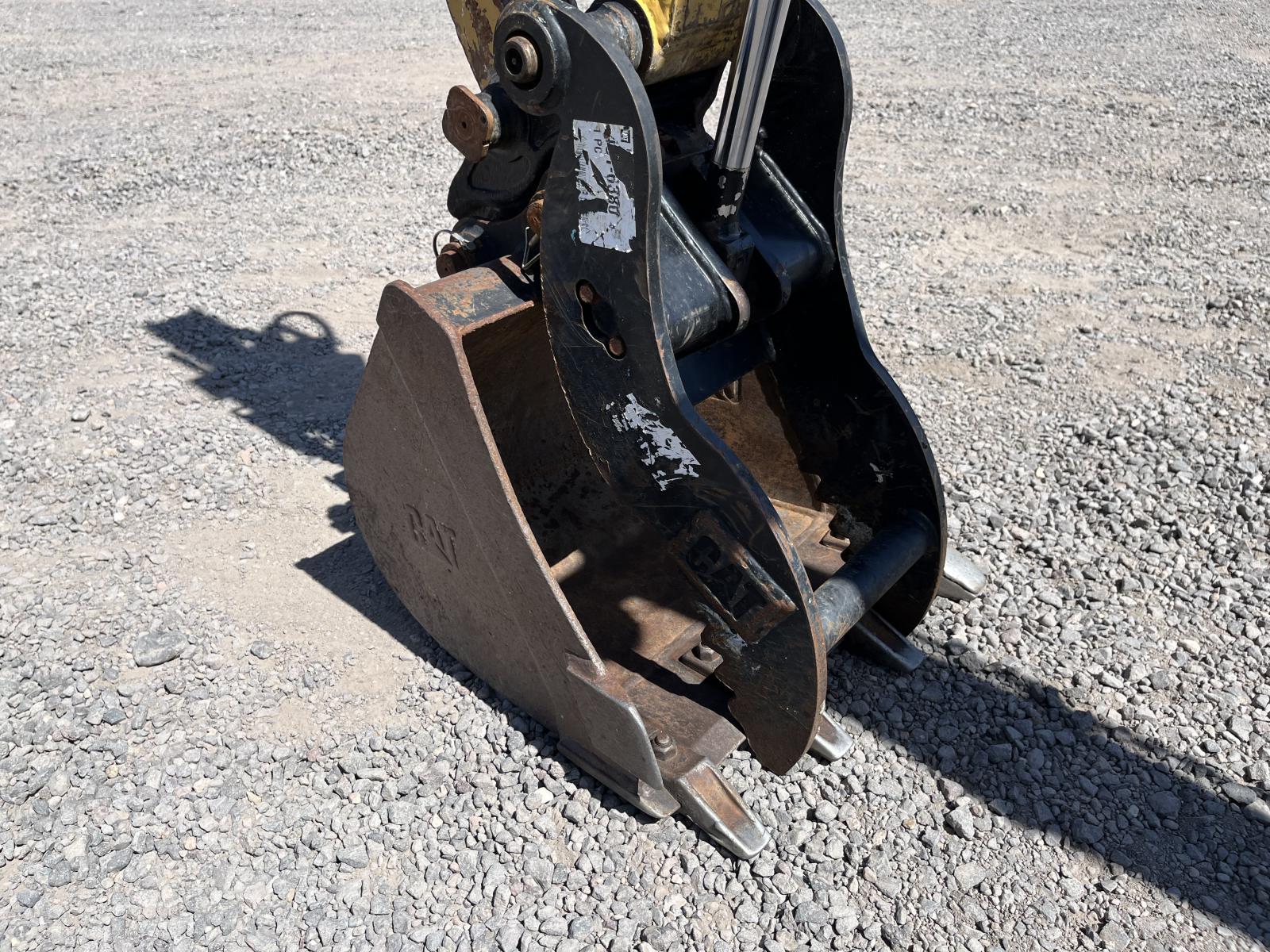 ./imagenes/INVOICE/2019/18057/CATERPILLAR 302.7D CR (7).JPG